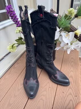 JUMP canvas asian graffiti shaft boots size 40 us 10